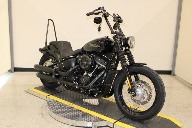 Street Bob®