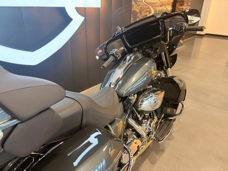 Street Glide® Limited