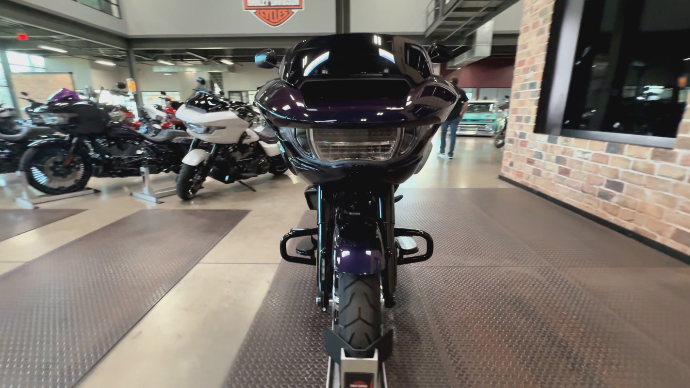 Road Glide®