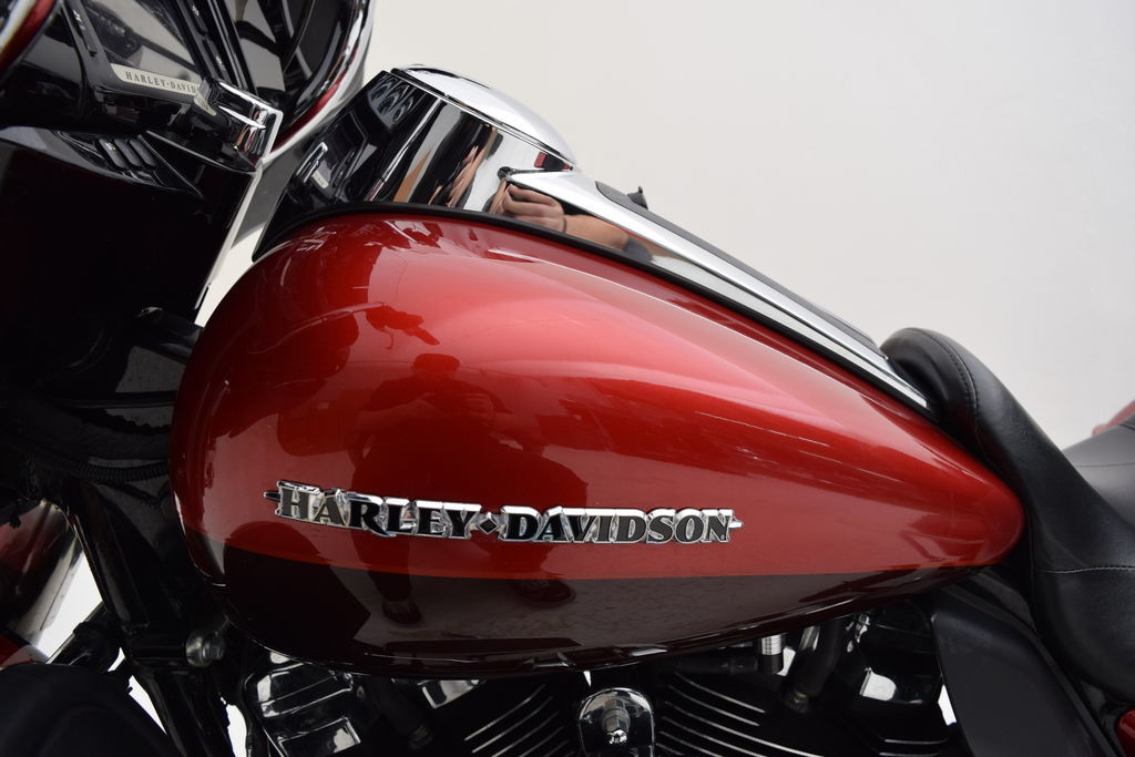 	Electra Glide® Ultra® Limited Low