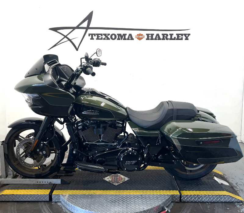 Road Glide®
