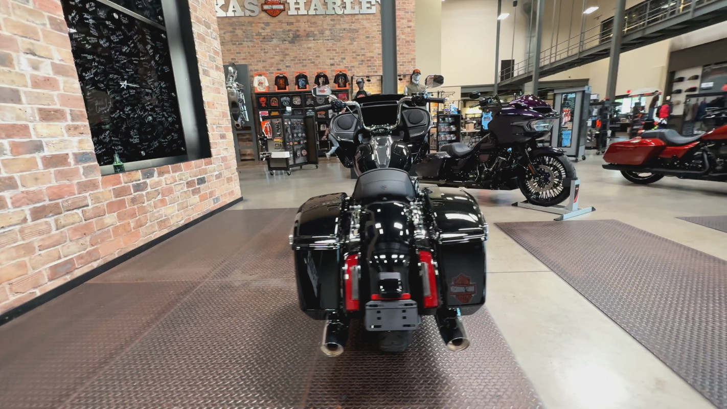 Road Glide®