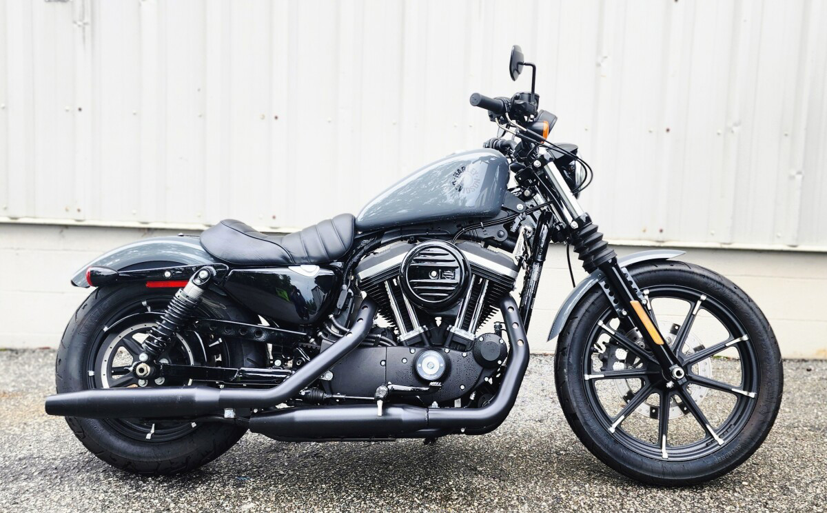 Iron 883®