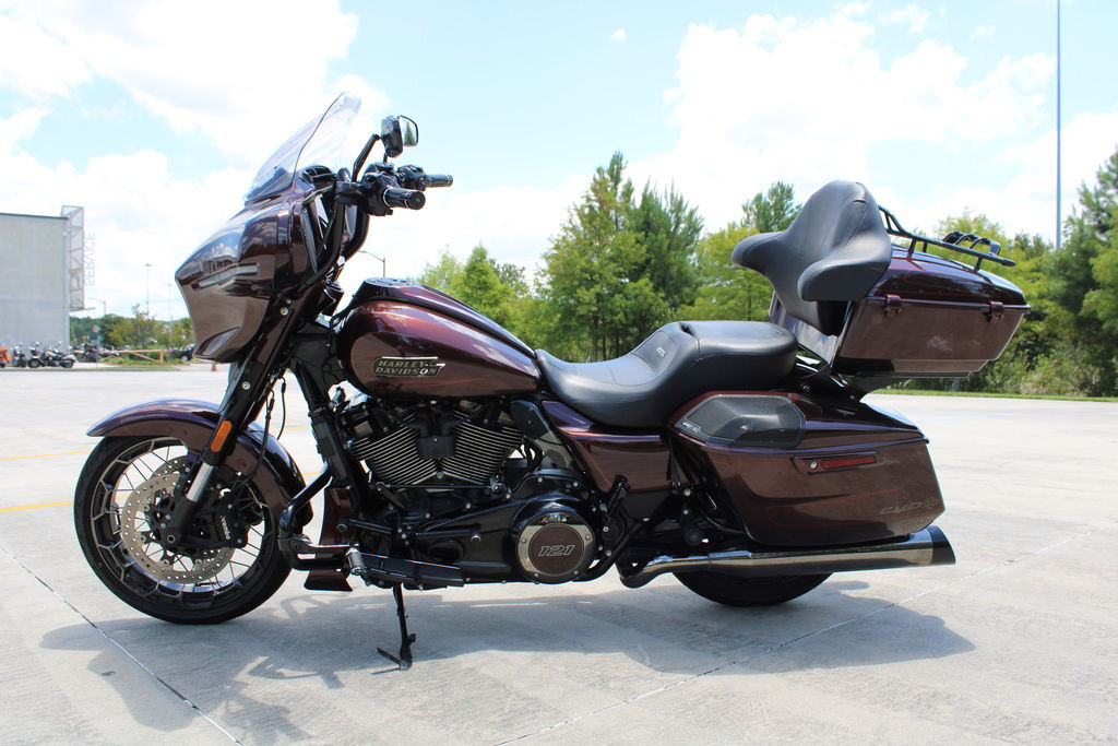 CVO® Street Glide®