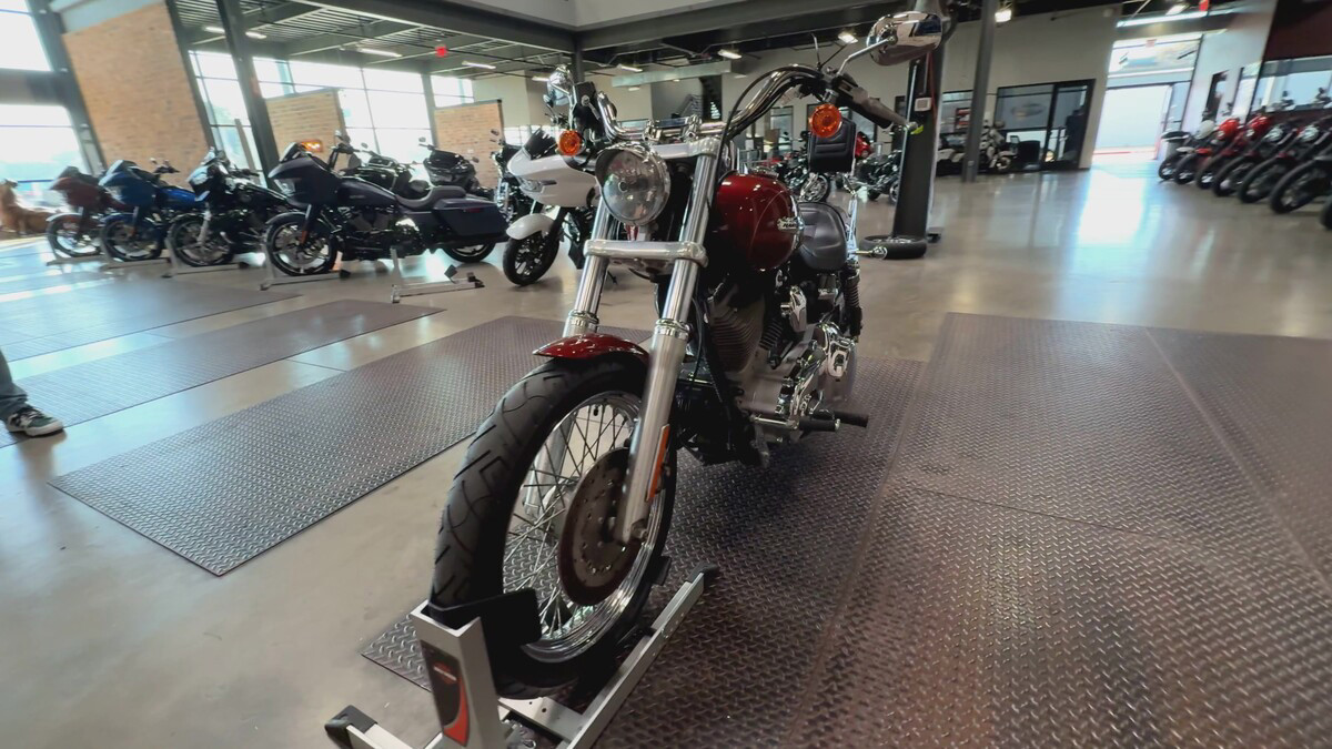 Dyna® Super Glide® Custom