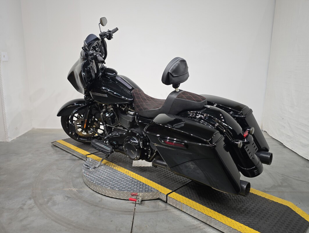 Street Glide® Special