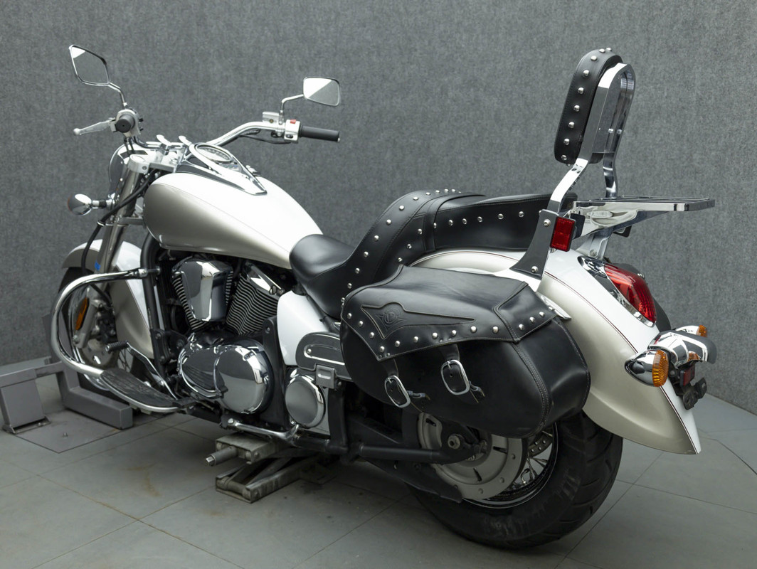 Vulcan 900 Classic LT