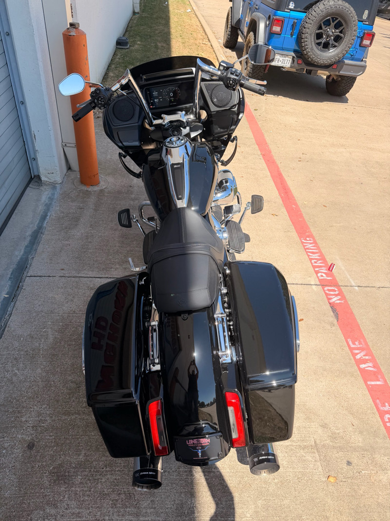 Road Glide®