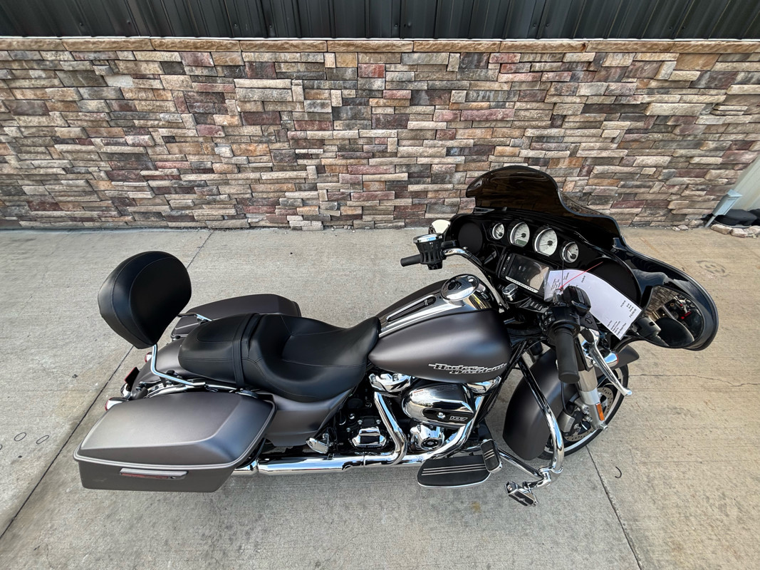Street Glide® Special