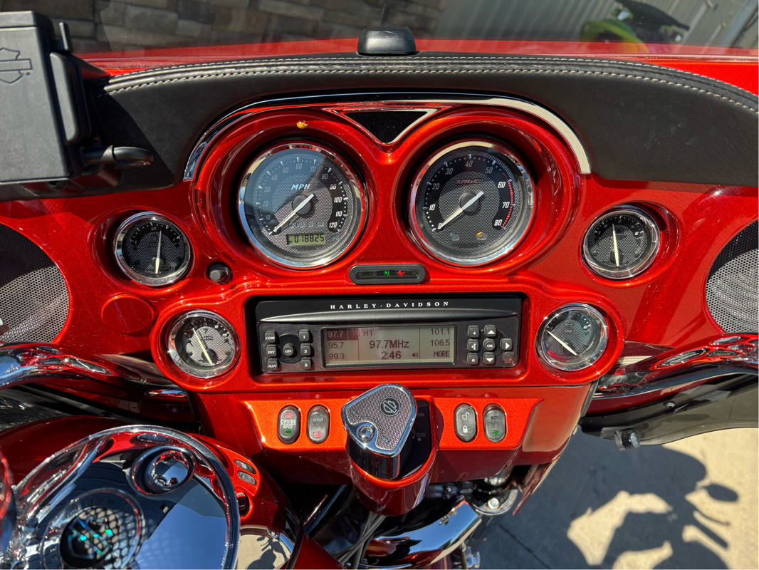 CVO® Ultra Classic® Electra Glide®