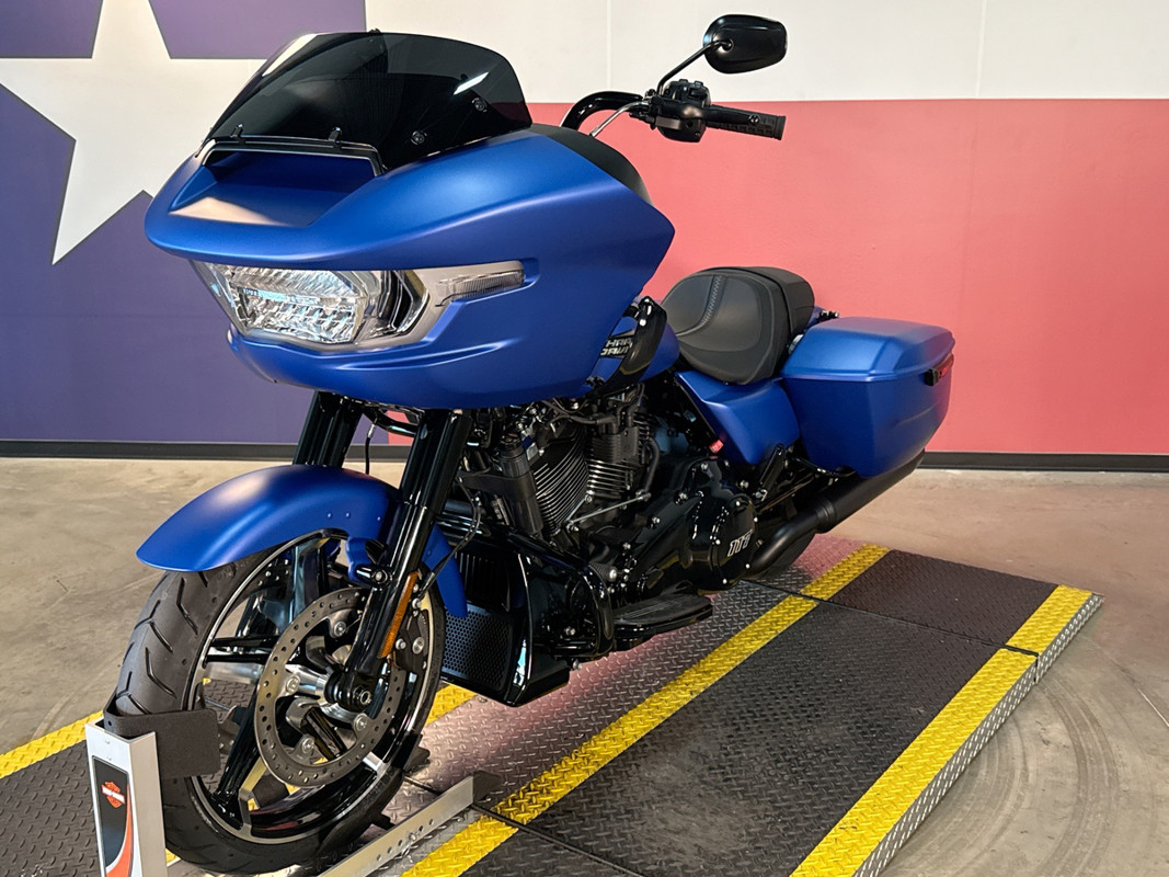 Road Glide®