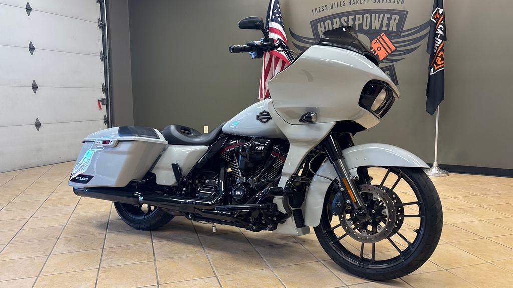 CVO® Road Glide®