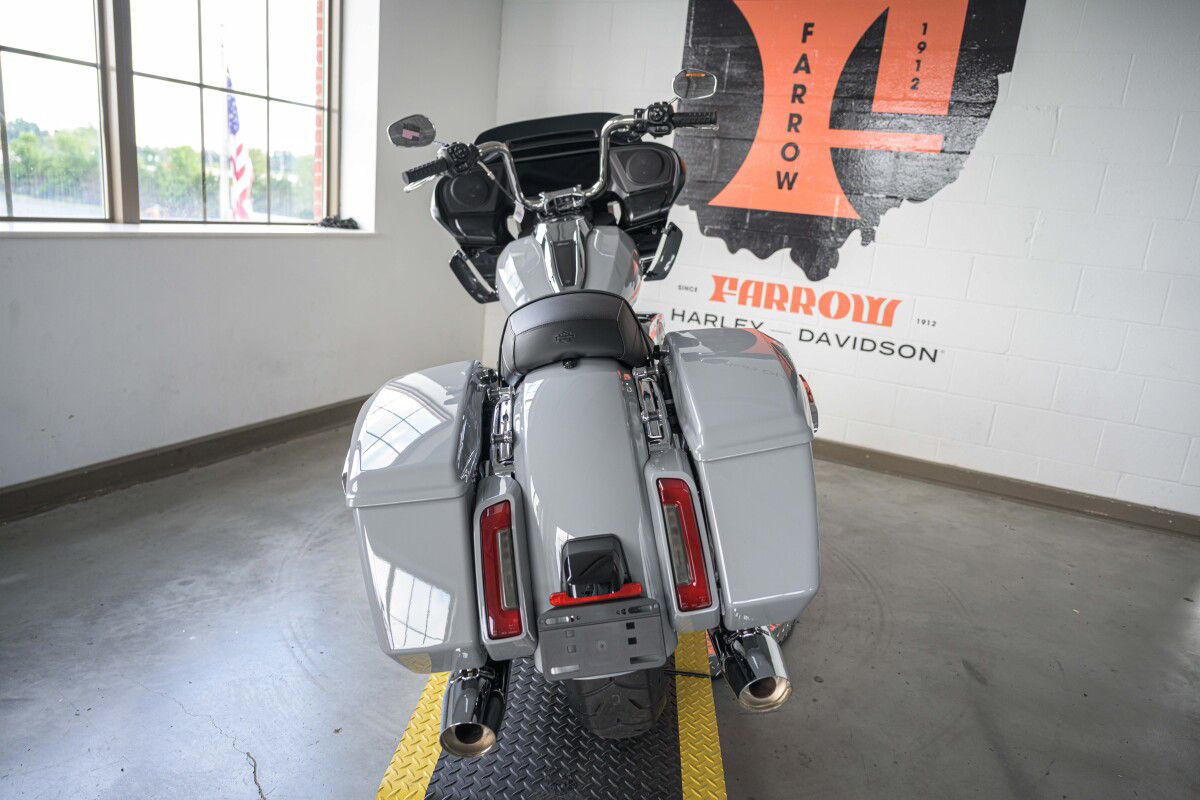Road Glide®