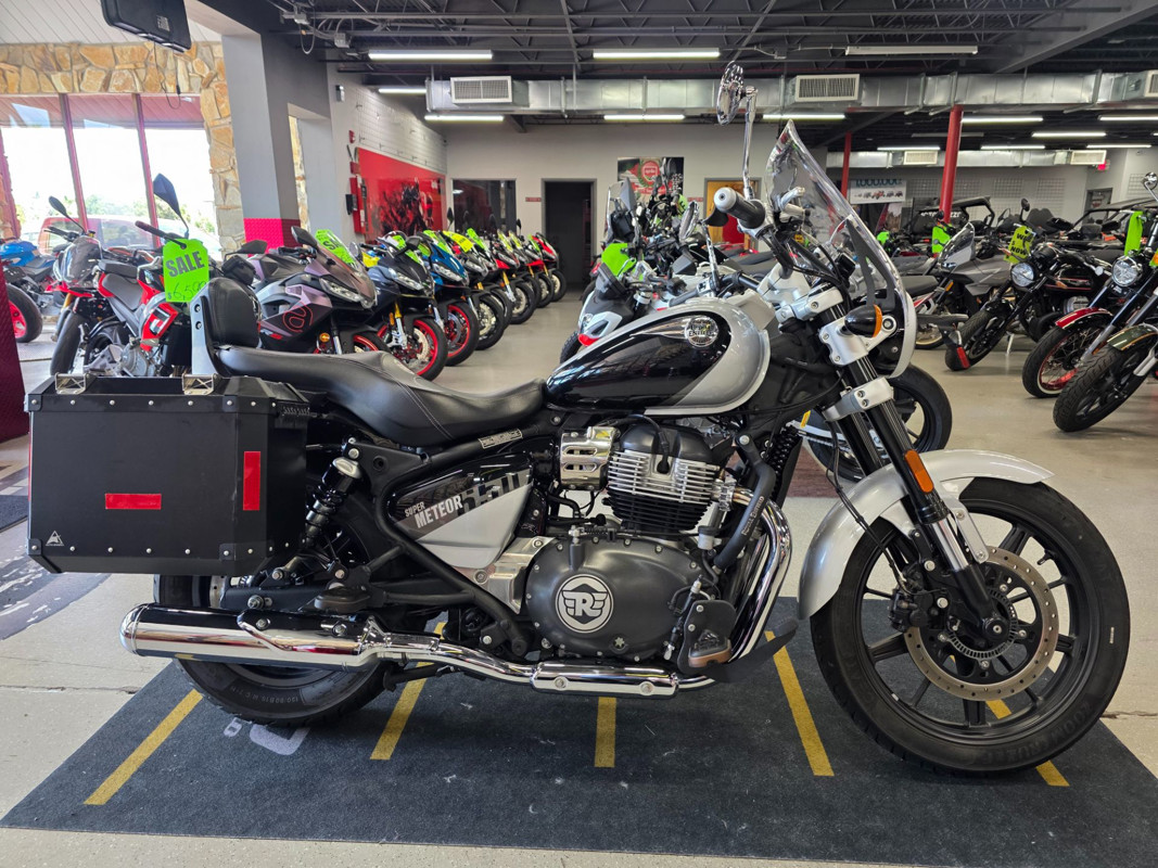 Super Meteor 650