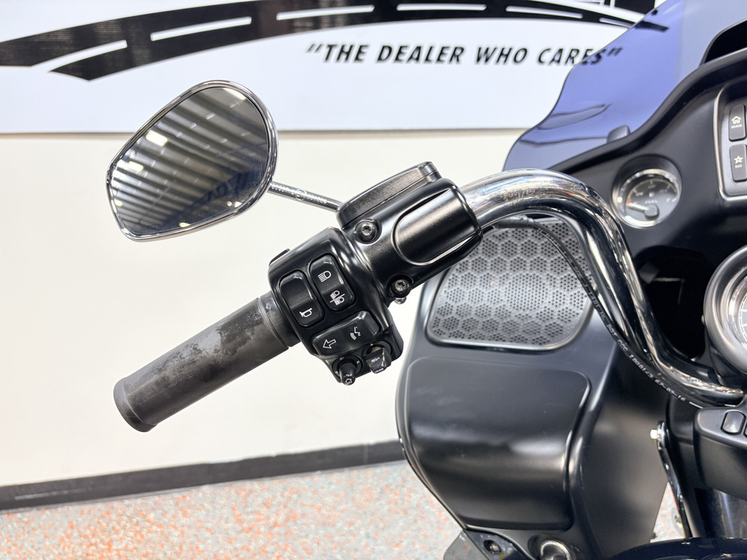 Road Glide® Ultra