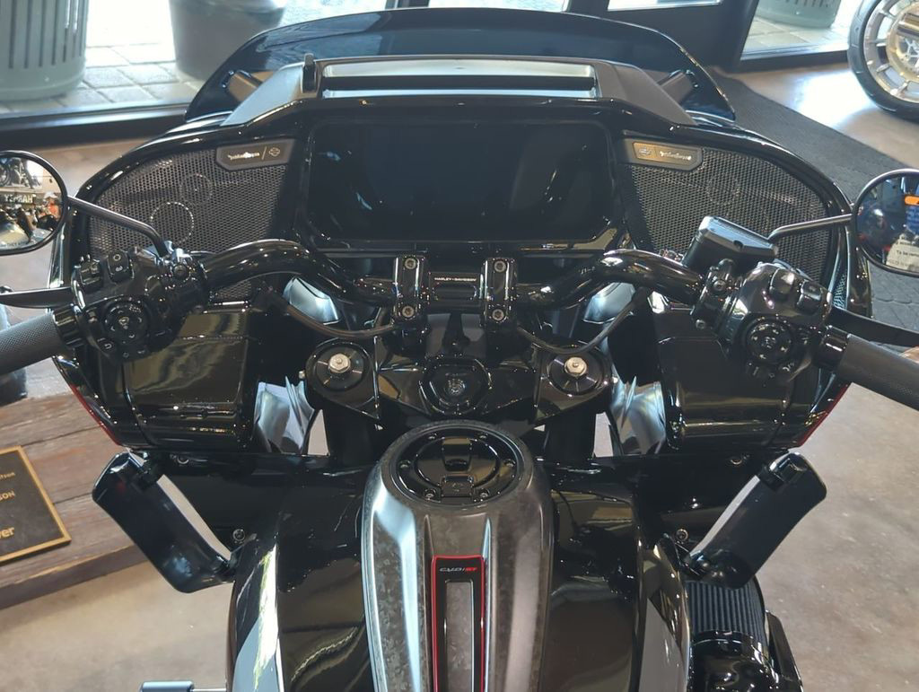 CVO® Road Glide® ST