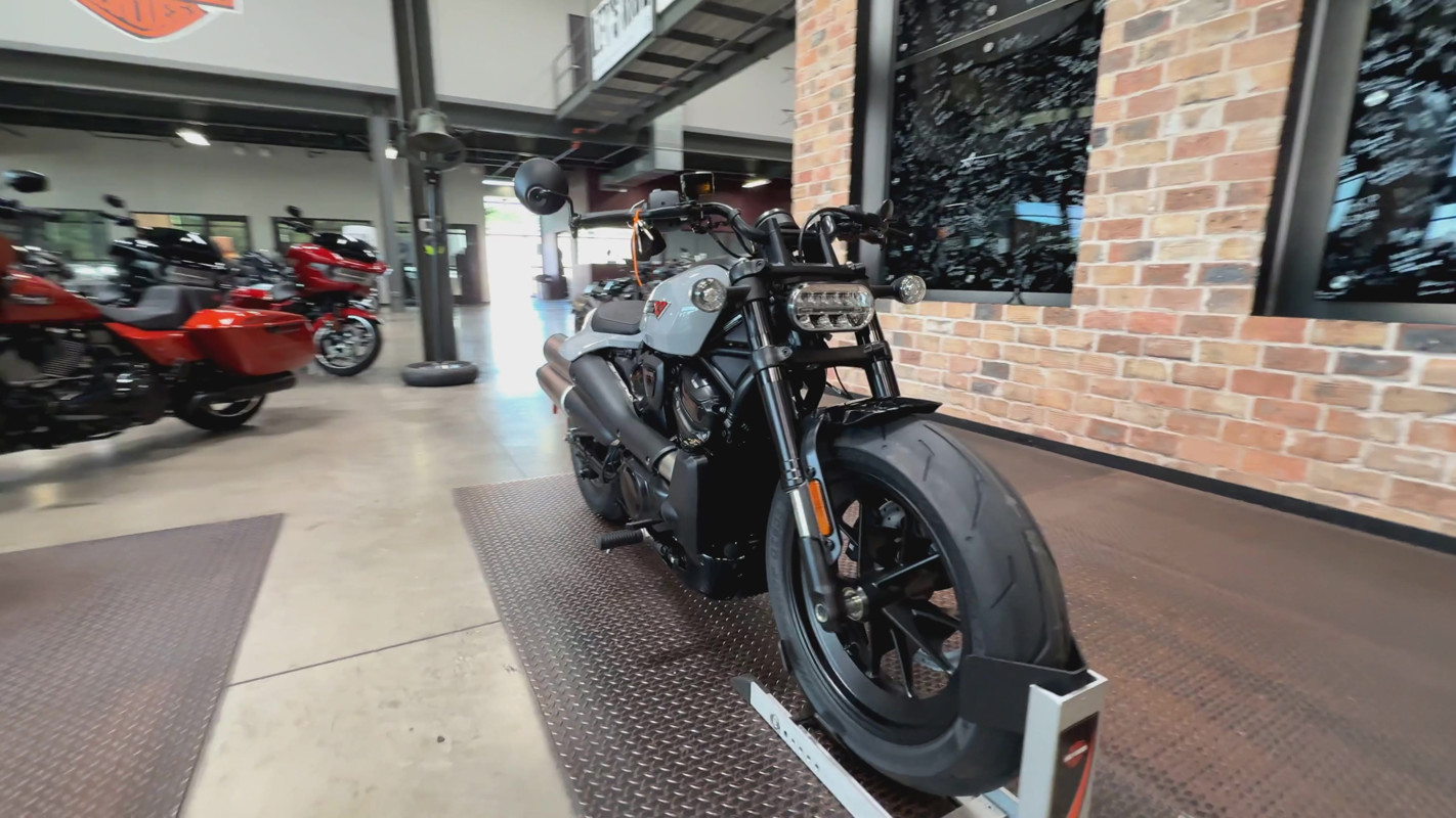 Sportster® S