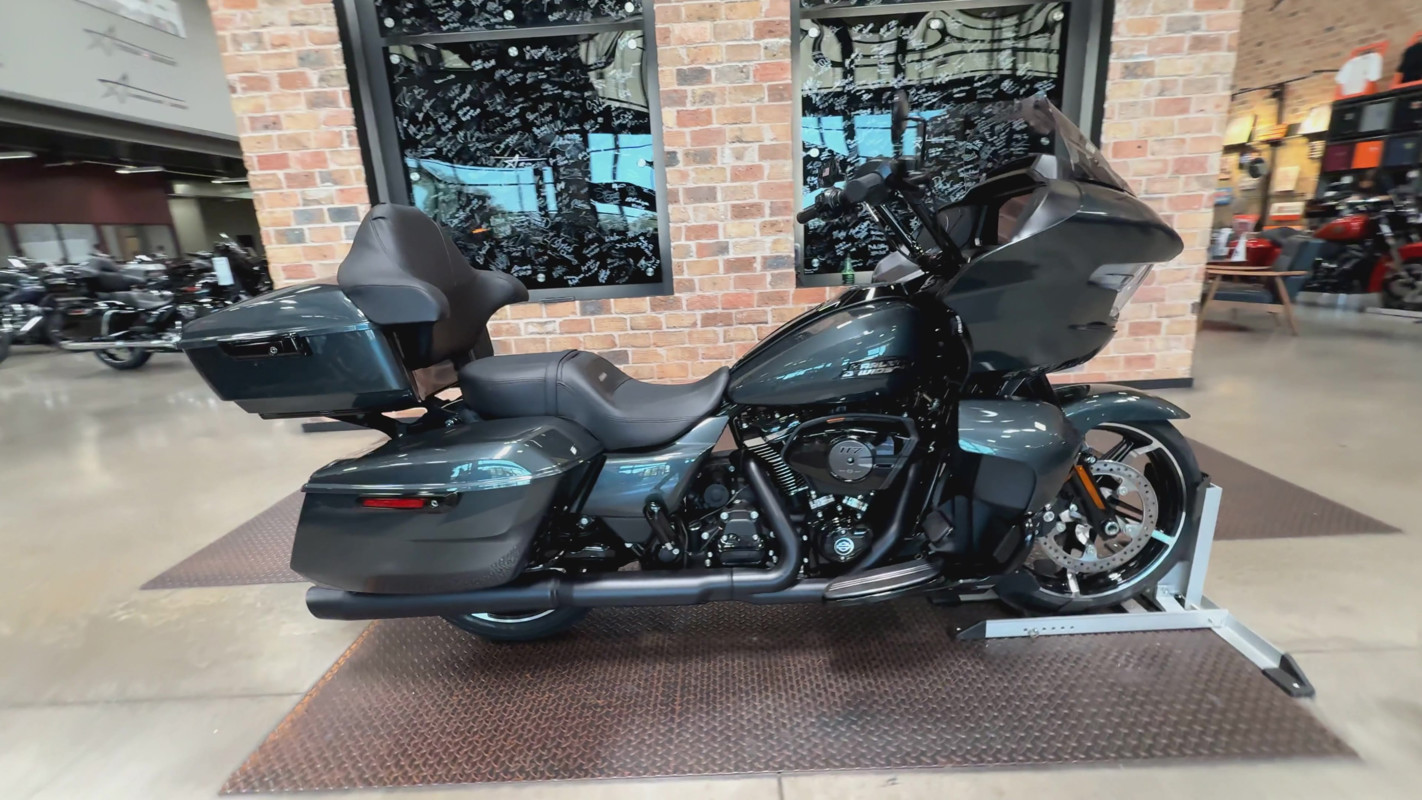 Road Glide®