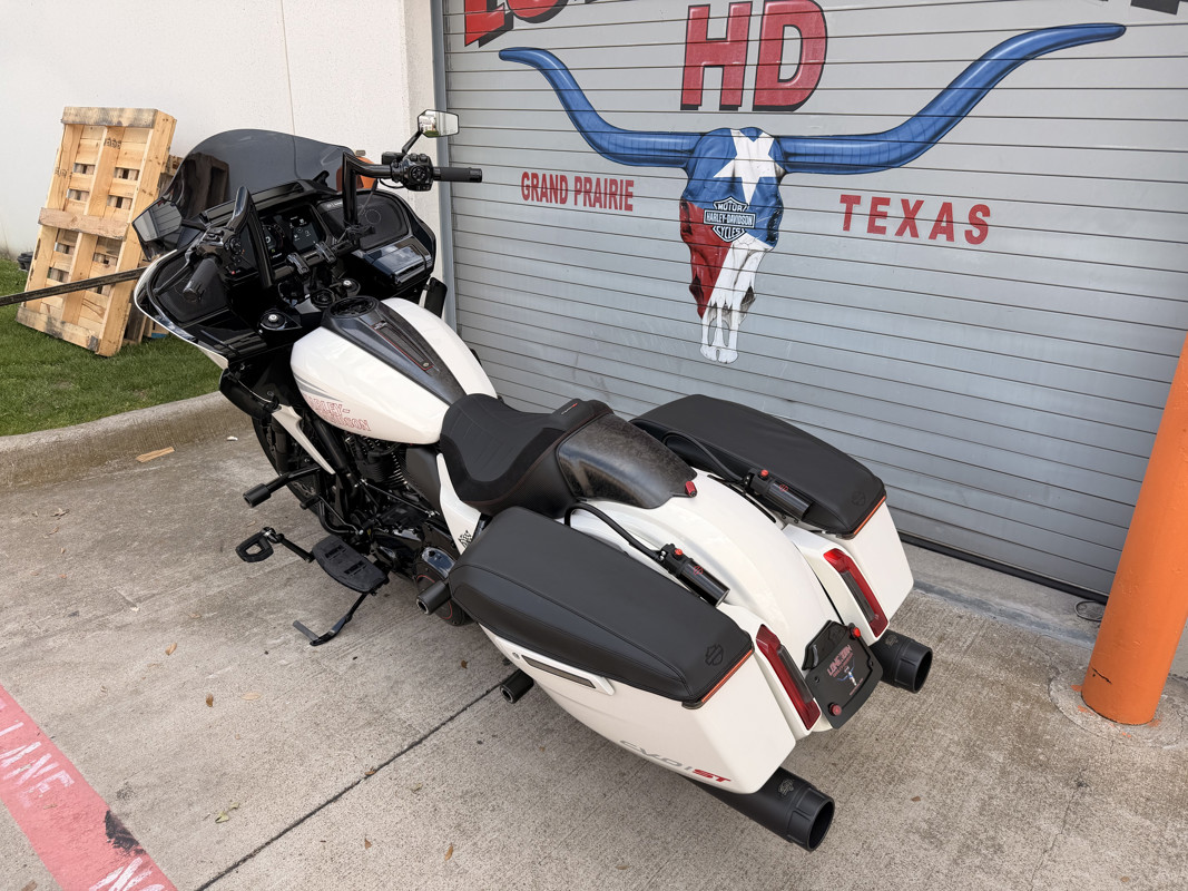 CVO® Road Glide® ST