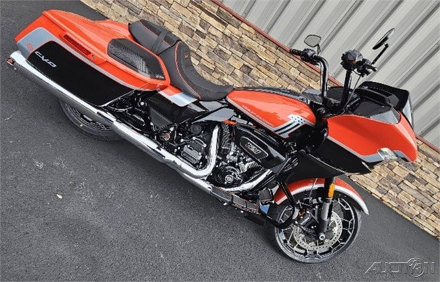 CVO® Road Glide®