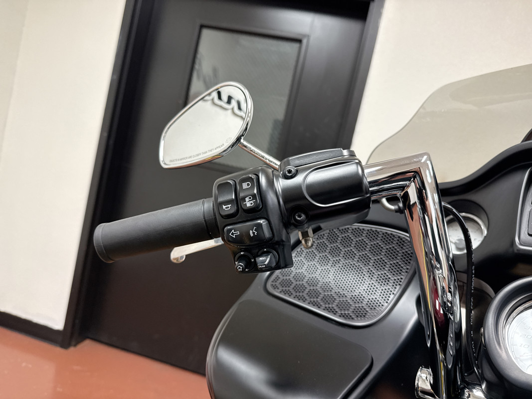 Road Glide®