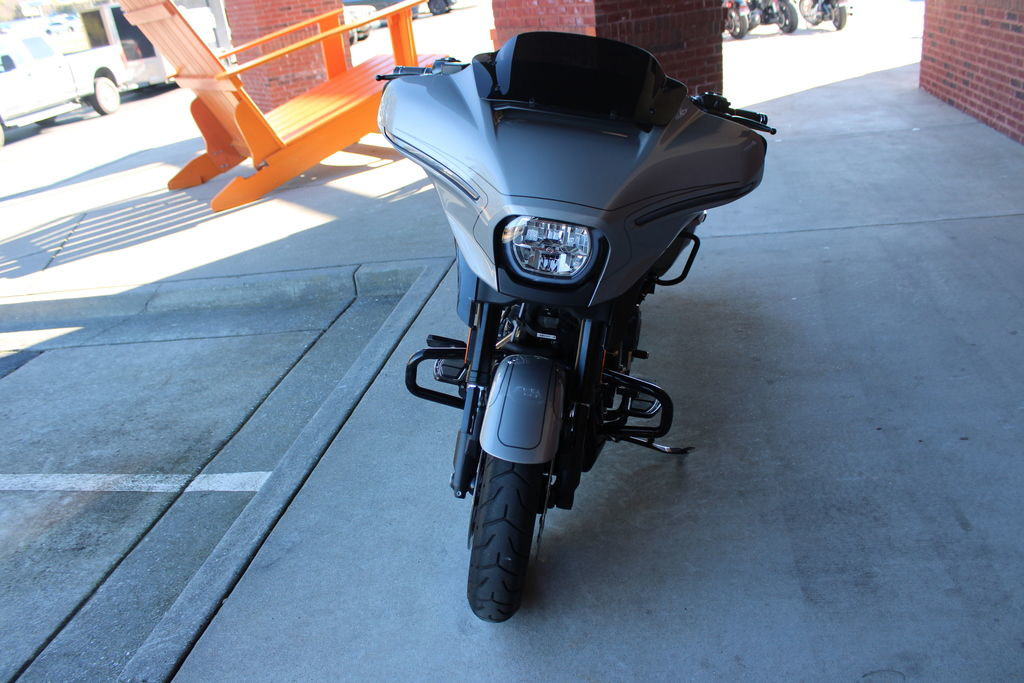 CVO® Street Glide®