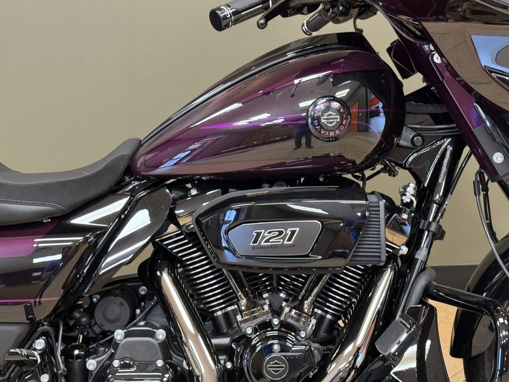CVO® Street Glide®
