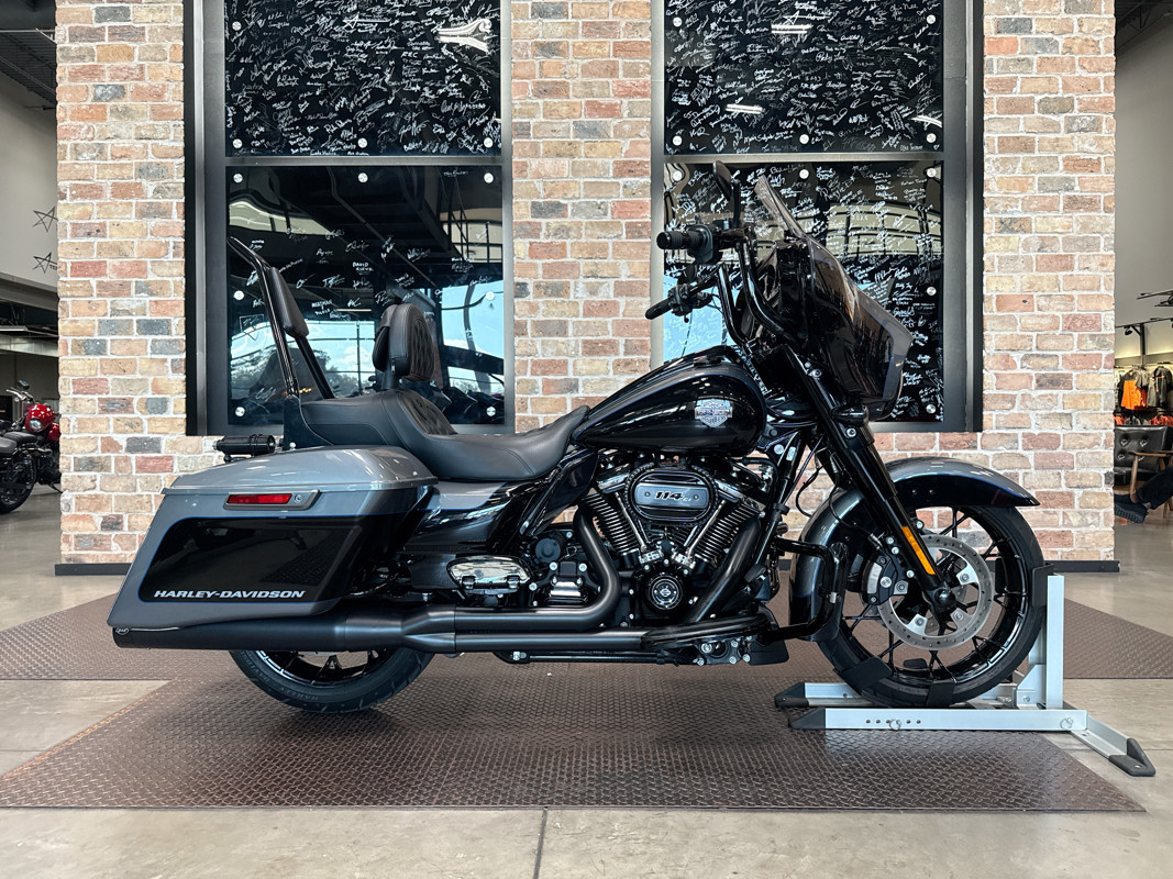 Street Glide® Special