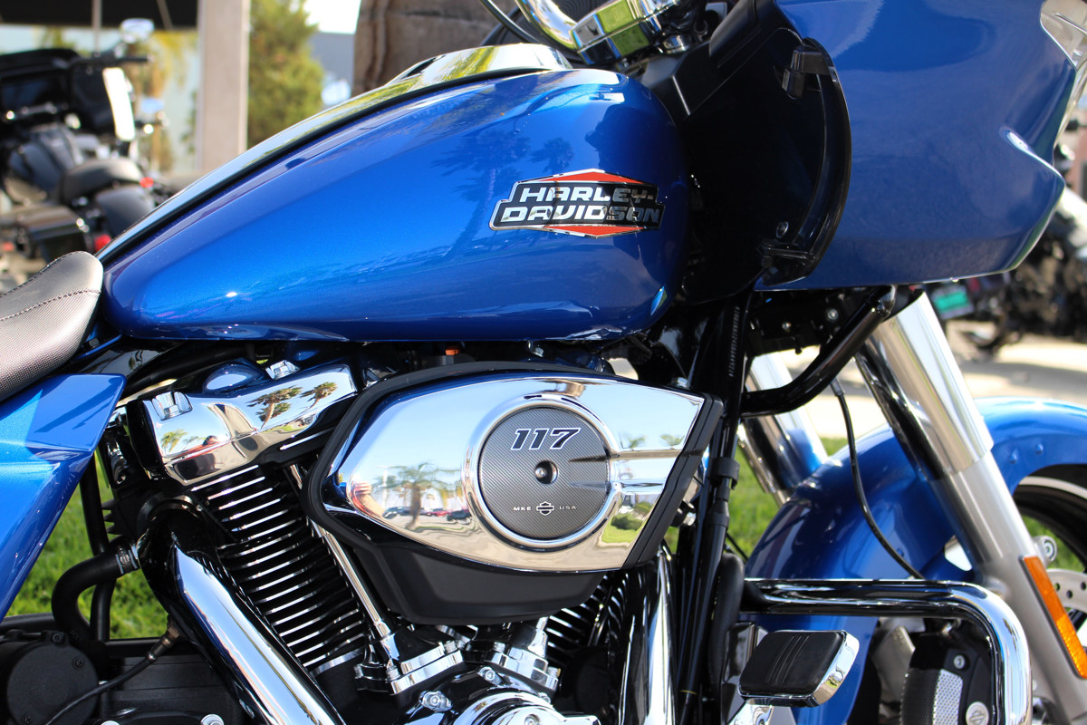 Road Glide®