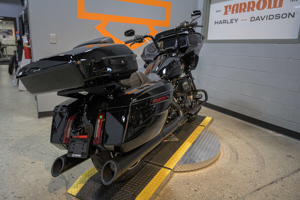 Road Glide®