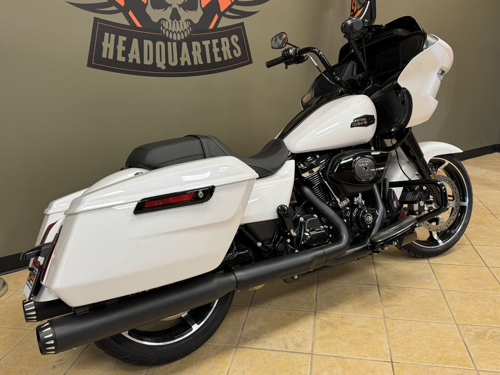 Road Glide®