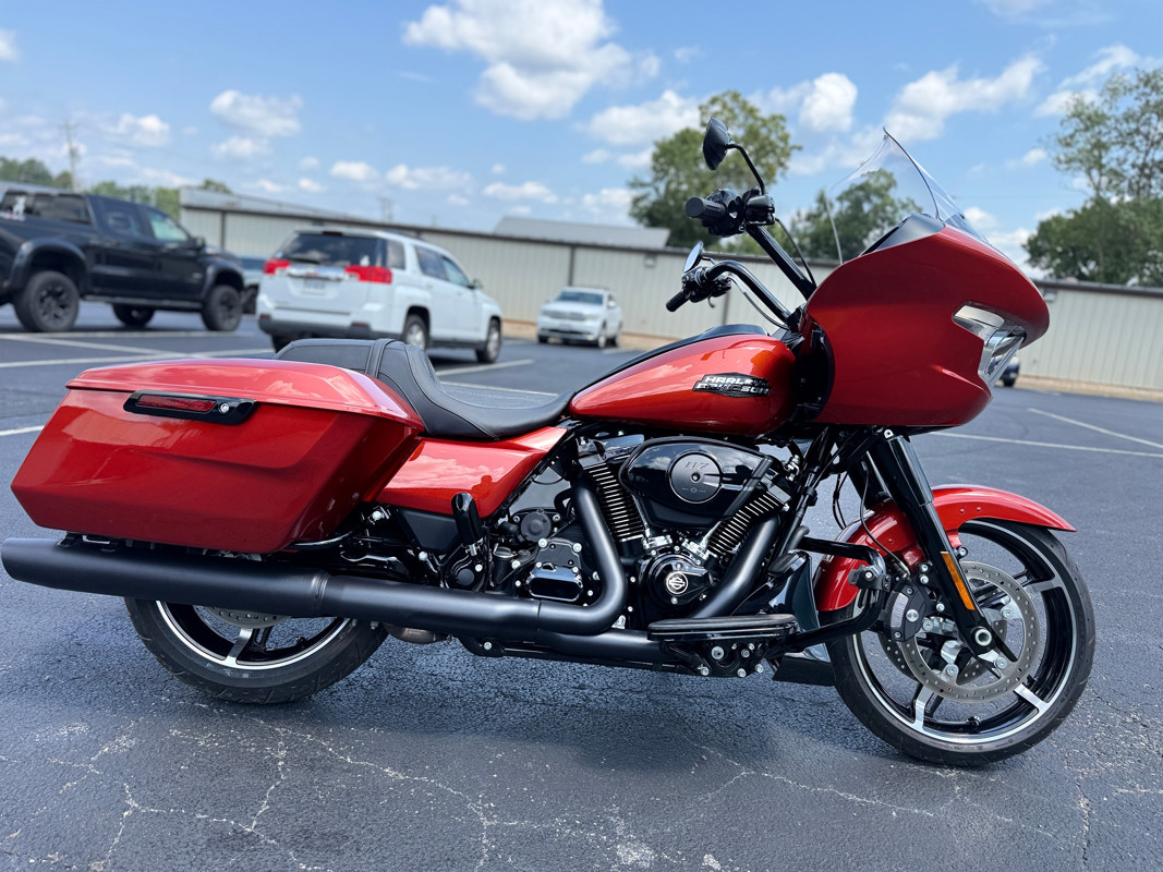 Road Glide®