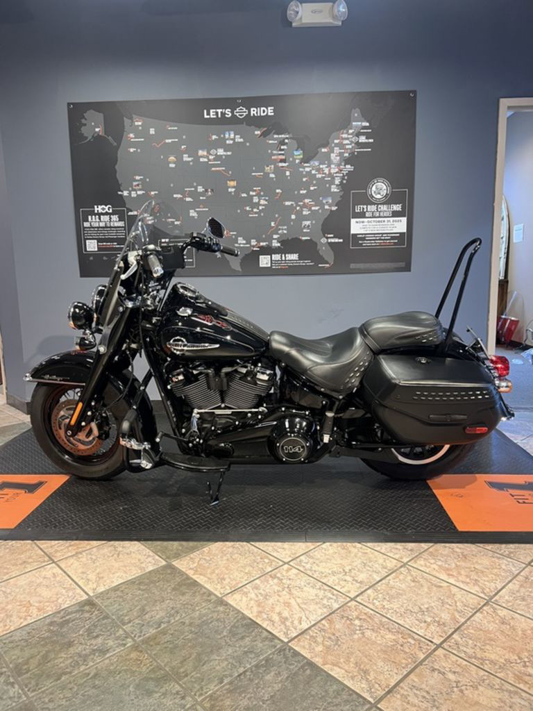 Softail® Heritage Classic 114