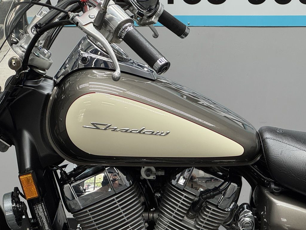 Shadow 750 Aero