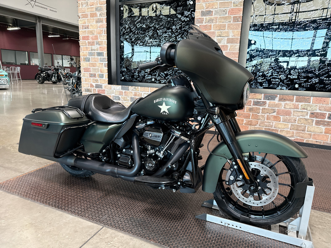 Street Glide® Special
