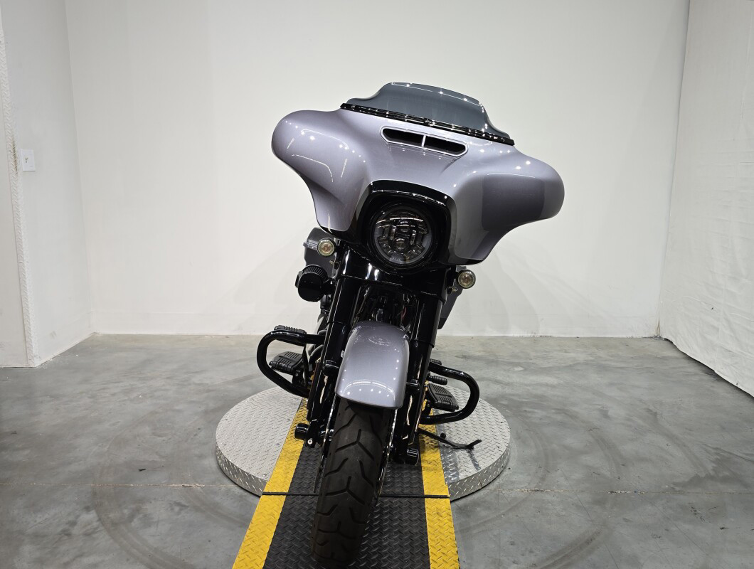 CVO® Street Glide®