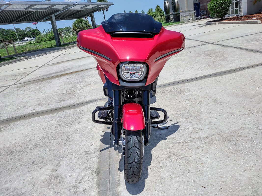 Street Glide®
