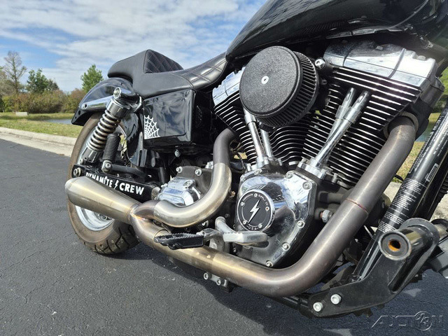 Dyna® Super Glide® Custom