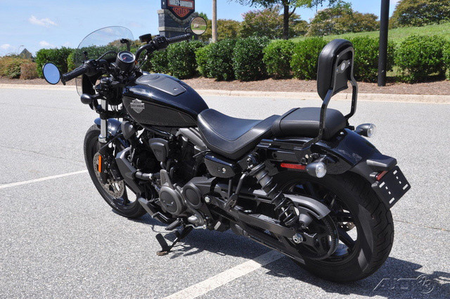 Nightster