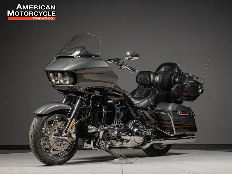CVO® Road Glide® Ultra