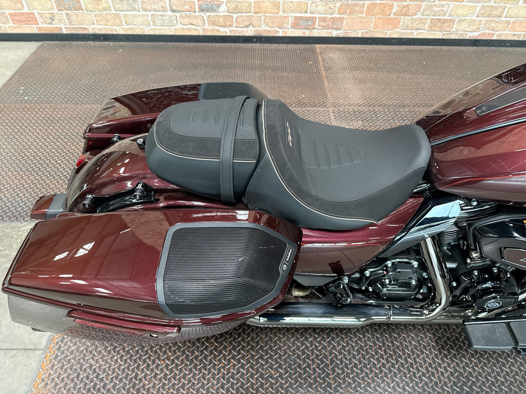 CVO® Street Glide®