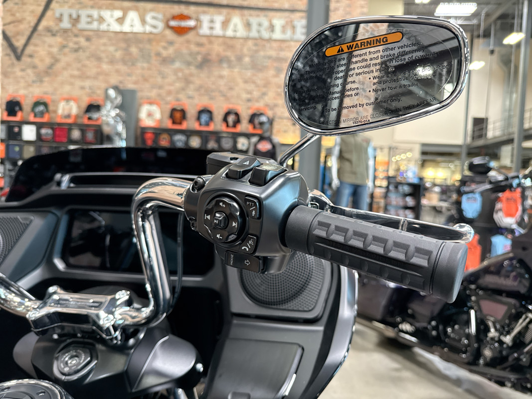 Road Glide®