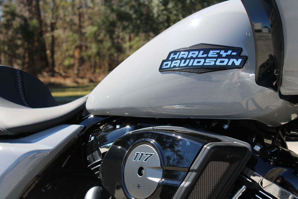 Road Glide®