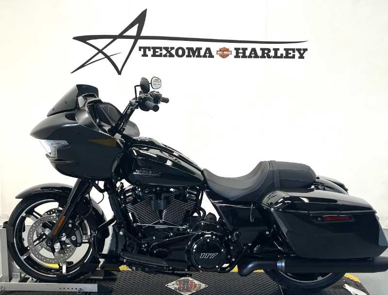 Road Glide®