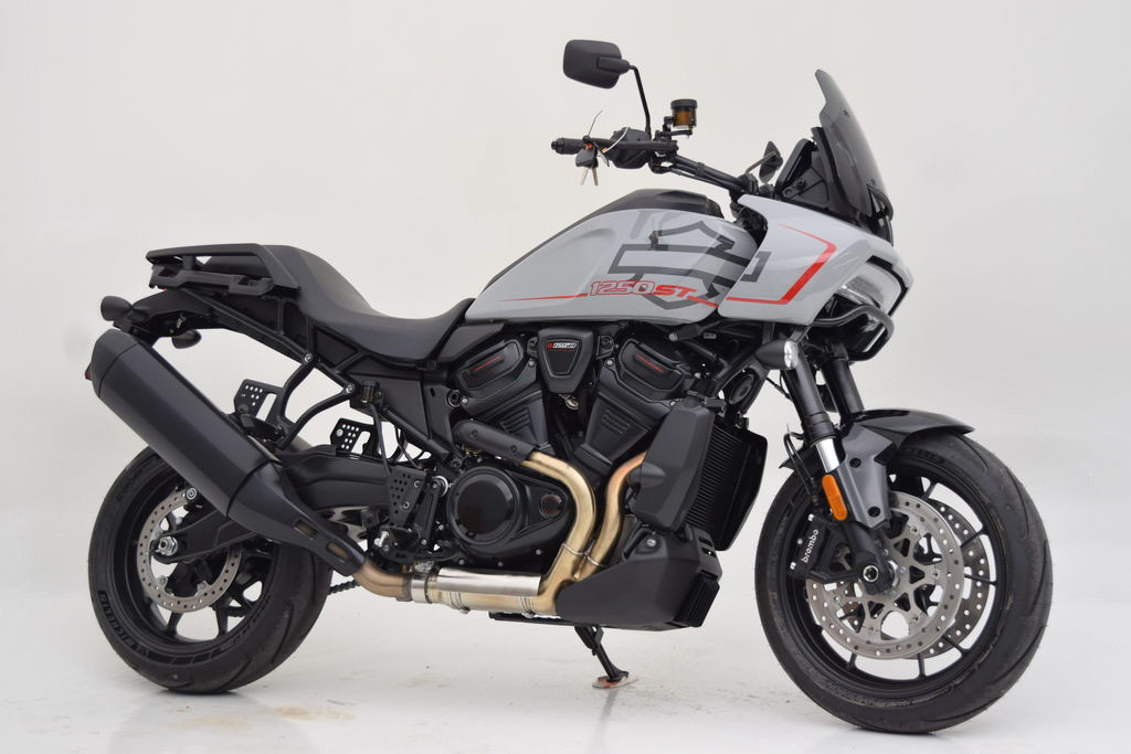 Pan America® 1250 ST