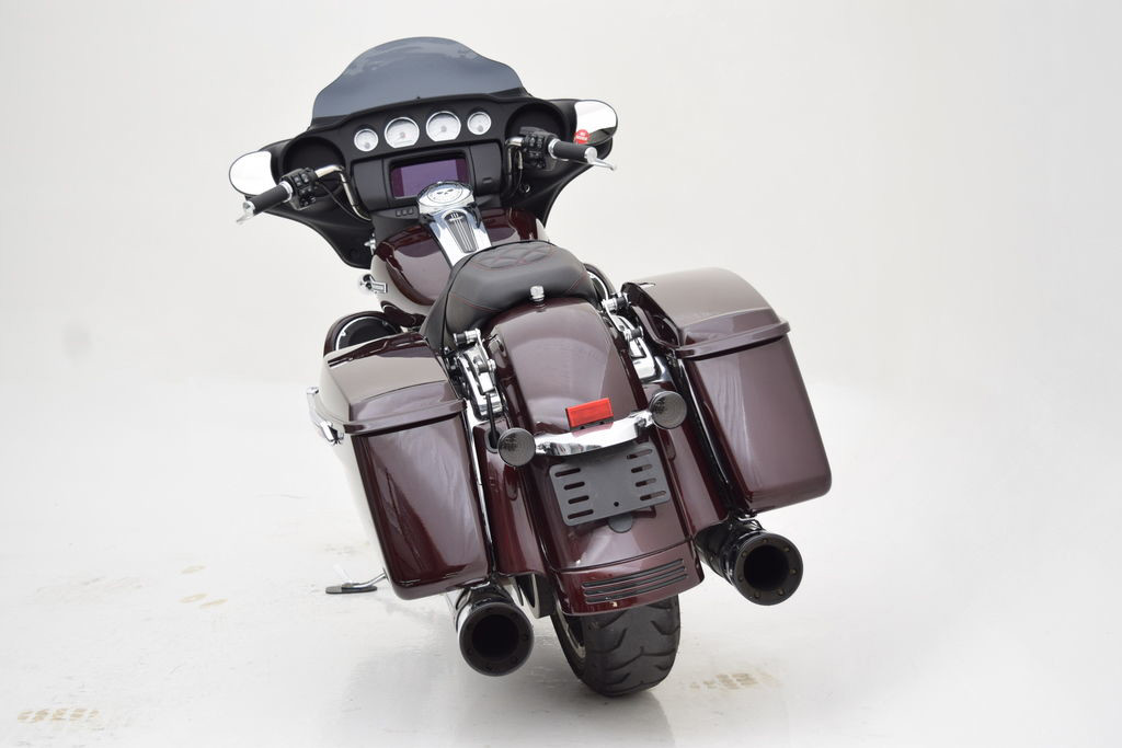 Street Glide®