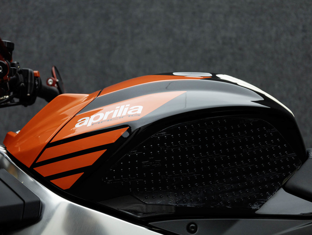 Tuono V4 1100 RR