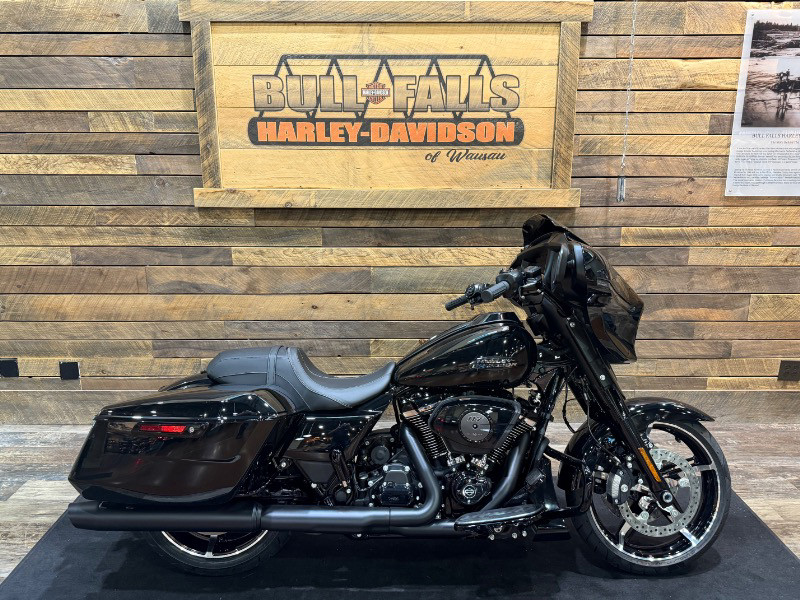 Street Glide®