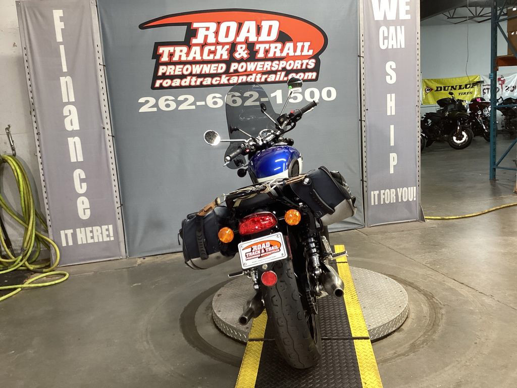 Bonneville T100