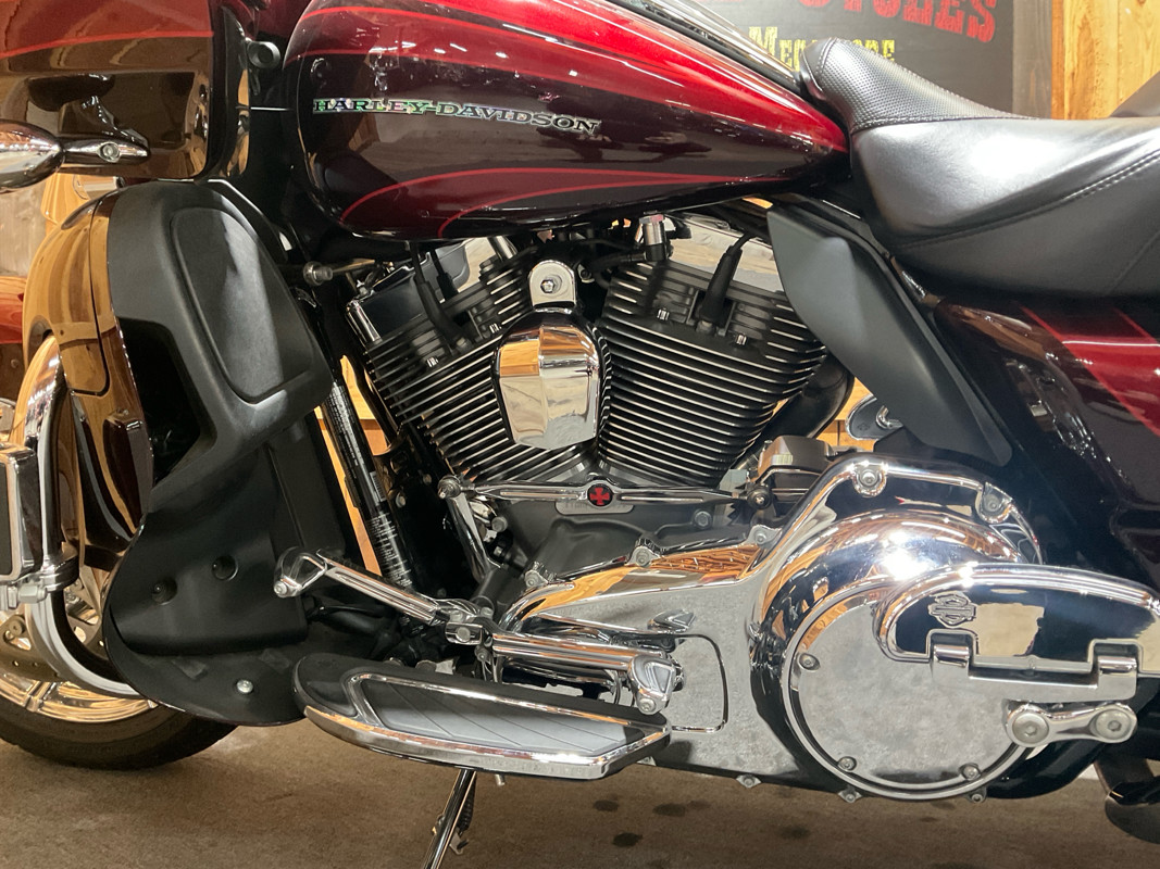 CVO® Road Glide® Ultra